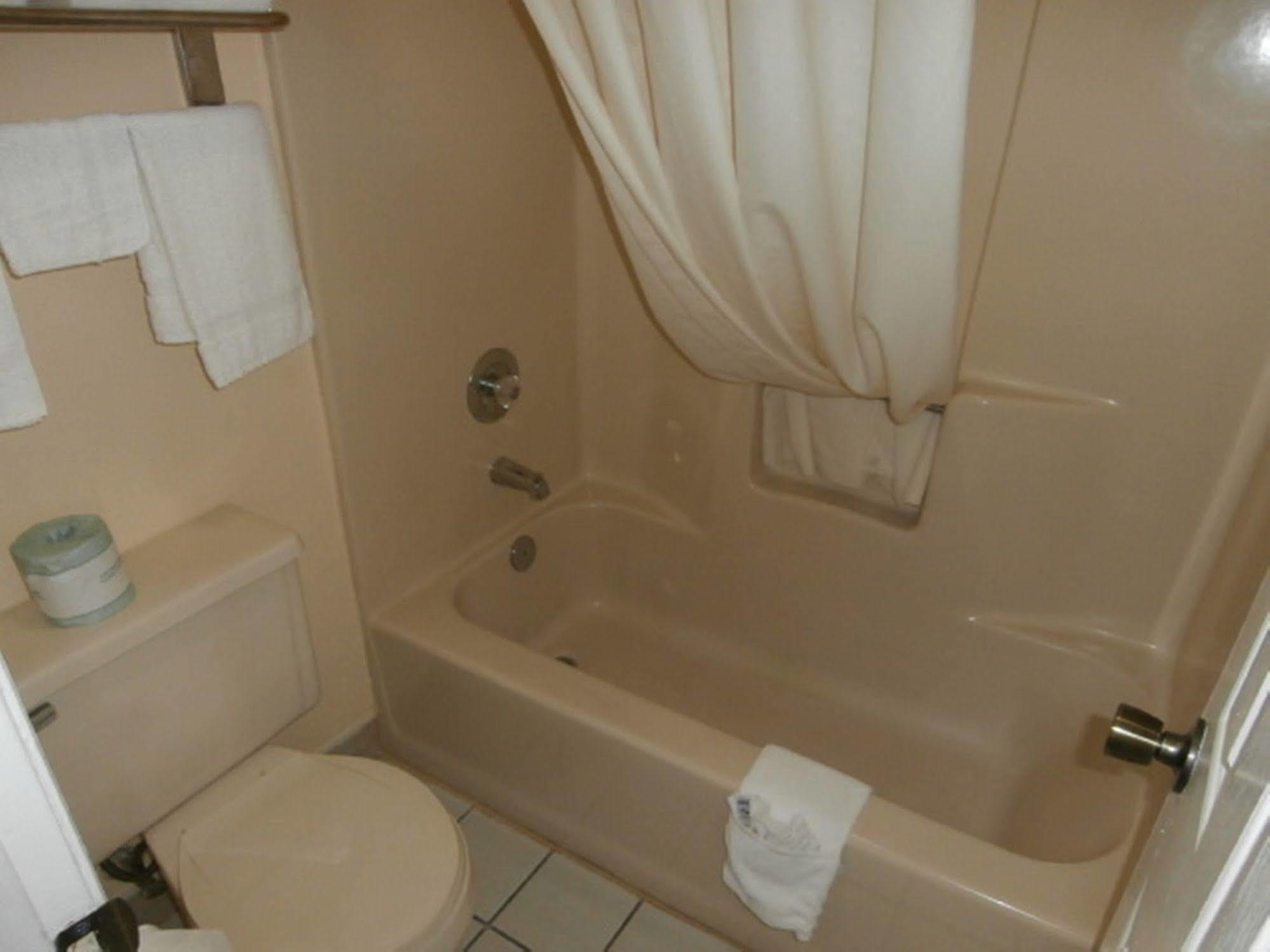 Quality Inn Eastman Luaran gambar
